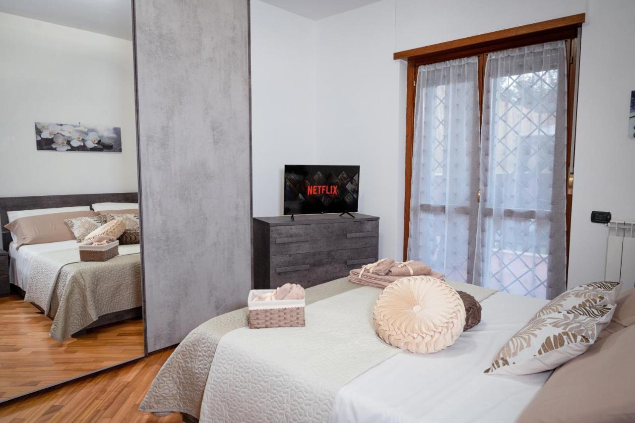 Suite Leonardo Relax ฟิวมิชีโน ภายนอก รูปภาพ